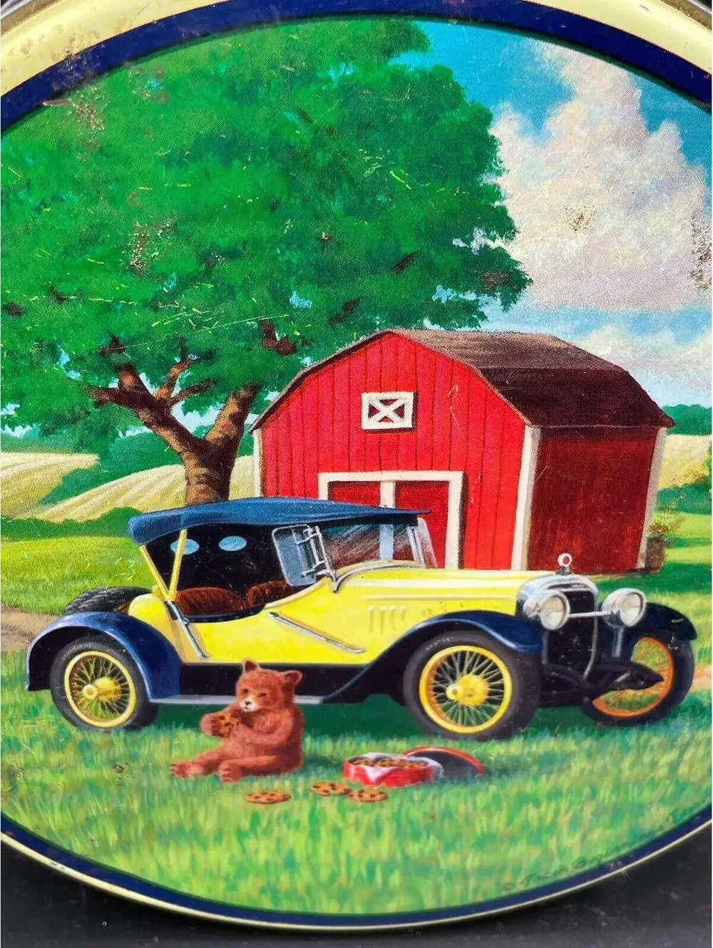 Vintage Cookie Tin: Round Farmhouse Kitchen Storage with Car & Barn